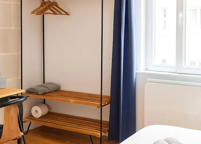 Chez Maurice T1 Lumineux